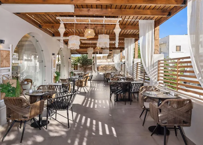 Hotel White Boutique 5*