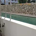 White Boutique Отель 5*