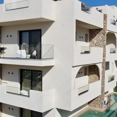 White Boutique & Kardamena (Kos)