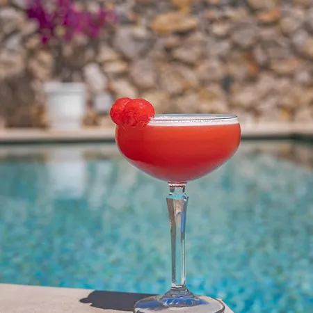 White Boutique & Kardamena (Kos)