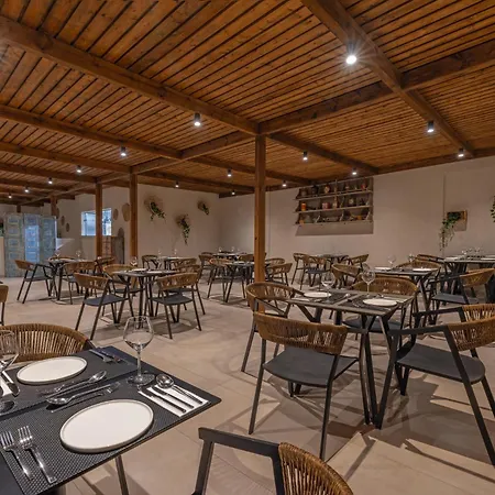 White Boutique & Kardamena (Kos)