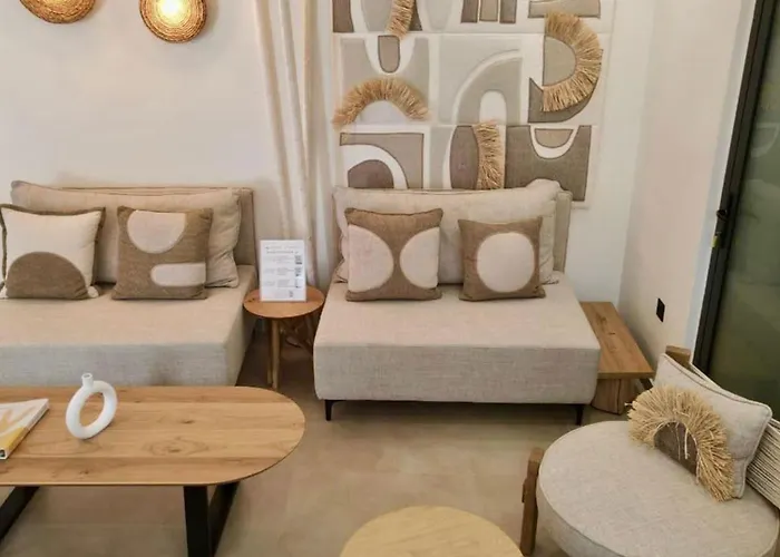 Hotel White Boutique 5*