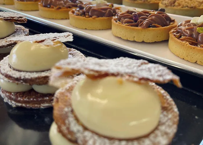 White Boutique Hotel 5*