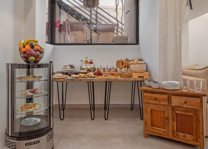 Hotel White Boutique 5*