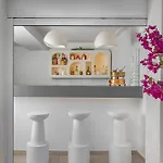 White Boutique 5*