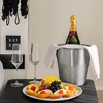 Hotel White Boutique 5*