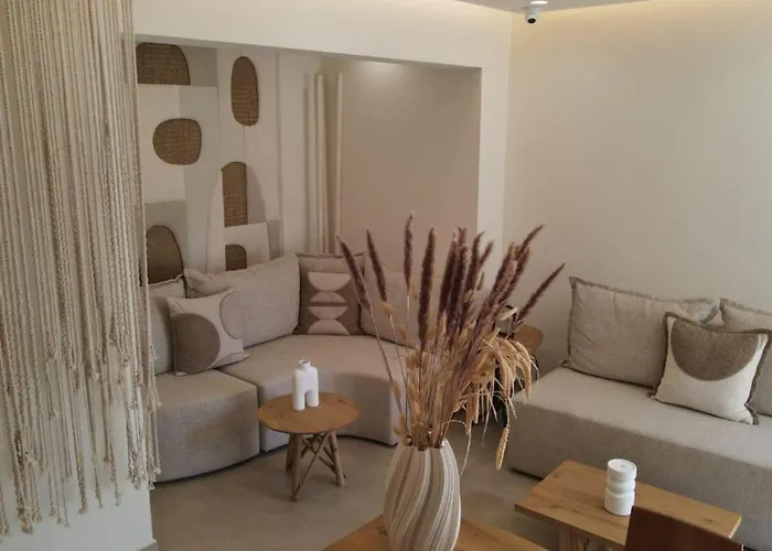 White Boutique 5*