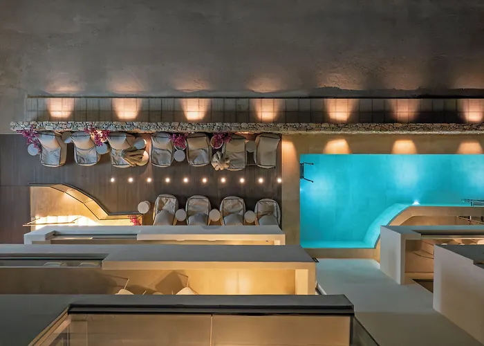 White Boutique Hotel 5*